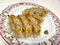 【正直レビュー】餃子の王将が初の『夏餃子』を発売！ 期待値MAXで食べてみたら…あまりにも儚すぎた
