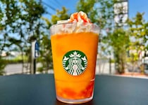 スタバの新作はマンゴー尽くし！ 『ぎゅぎゅっと オレンジ　＆ マンゴー フラペチーノ』は文字通り果肉とゼリーが詰まっていて爽やか美味しい!!