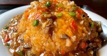【意味不明】油そば屋『珍宝亭』が大好きな先輩に中華料理店『珍香園』をオススメしたらなぜかブチギレられた / 先輩「俺は珍宝派だ」