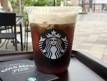 【スタバ新作】ごくごく飲めちゃう『コールドブリューコーヒー』が爆誕！ ありそうでなかった水出しアイスコーヒーだよ
