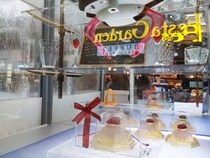 パティシエ監修の本格スイーツを一本釣り！ ケーキが景品のクレーンキャッチャー「スイーツクレーンズ」が楽しい、でもちょっと世知辛い