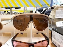 ユニクロで一番高い「2990円のサングラス」がハイセンスすぎる問題 / 一般人には扱えなかったがあの男だけはレベルが違った…