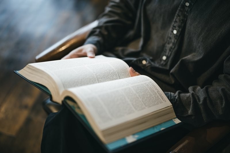 全国の書店と読者をつなぐ本のポータルアプリ「本コレ」って知ってる？本好きさんも読書の秋を楽しみたい方も要チェックです！