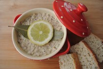 サバの水煮缶があればOK！ たったの5分でフランスの定番おつまみ「パテ」が作れちゃうよ!!
