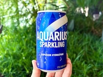 【レアすぎ】アクエリアスの炭酸バージョン「アクエリアス スパークリング」をやっと見つけたから飲んでみたゾ！