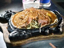 台湾のステーキは日本とちょっと違う🥩その場で焼いてくれる牛ステーキを約700円で手軽に味わってきたよ【台湾夜市のおすすめ屋台グルメ】