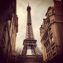 【パリひとり旅】海外の自販機は募金する覚悟で使用せよ！ 「商品＆お金が出てこない」ときの切なさを軽減する方法