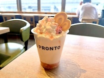 桜フレーバー好きさん、集合🌸プロントの新商品「アイス桜わらび餅ラテ」の絶妙バランスを体験してほしい