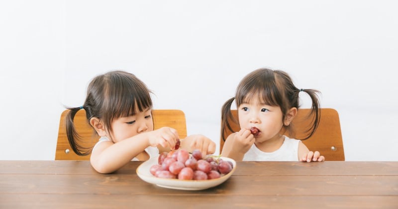 偏食、栄養バランス、食べムラ…75％以上の親が子どもの食事に悩んでいるみたい！アンケートで見えた“みんなの工夫”とストレスを溜めないコツ