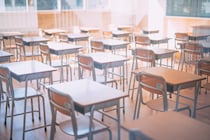 【ほっこり】令和の卒業式でも「第二ボタン」は現役だった！令和の中高生の4人に1人が「あげたりもらったり」しているらしい🫶