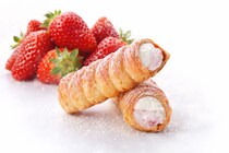 三重の銘店「赤福」からスペシャルな和洋菓子が登場！高島屋大阪店でしか手に入らない「いちごコルネ和三盆クリーム」