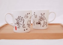 タリーズ × 鳥獣戯画とのコラボアイテムが愛嬌たっぷり！ 動物たちがコーヒータイムやキャンプを楽しんでるよ