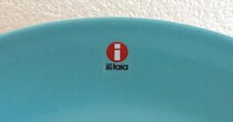 北欧の人気食器「イッタラ（Iittala）」のシールを剥がす？ 剥がさない？ メーカーにも意見を聞いてみました