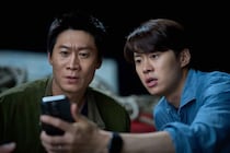3分に1回笑えるNetflix韓国映画『チーム・ハズバンド』傑作コメディ『エクストリーム・ジョブ』の俳優陣が再タッグってことは間違いないでしょ【#カウチポテトのお供】