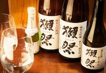 「獺祭」の高級酒すら時間無制限で飲み放題！ 東京・神楽坂の日本酒バルによる「日本酒飲み放題」が豪華すぎてヤバい