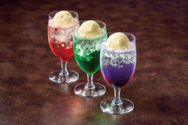ヨックモックミュージアムのカフェに見目麗しい“大人のためのクリームソーダ” が登場！展覧会の余韻に浸れる3種のクリームソーダをチェック！