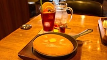 ドトール…なんだよね？シャンデリアがきらめく「ドトール珈琲農園」で最高に贅沢できる “とっておきの2品” があるんです