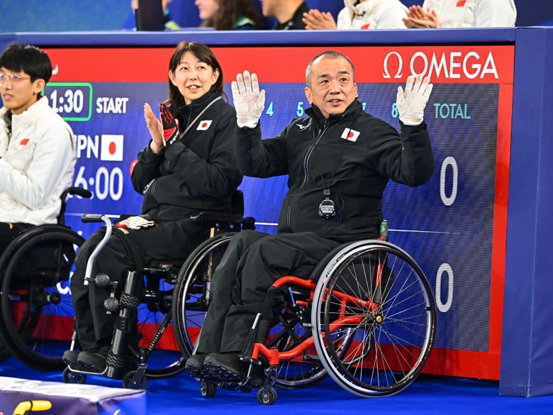 16年前とは何かが違う、初戦こぼすも前を向く車いすカーリングのベテランペア