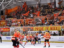 セルジオ越後氏、なぜ「割り勘経営」?100年のアイスホッケーチーム、地元に愛され続ける理由