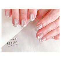 【シルバーネイル】キラキラだけれど派手過ぎない指先に視線集中！