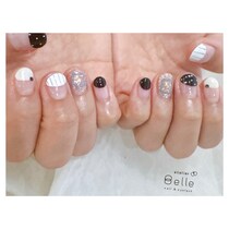 【個性派モノトーンネイル】白と黒のネイルカラーを可愛くデザイン