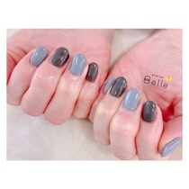 【大人シックネイル】上品で落ち着いた指先に。おすすめはブルー×ブラウン