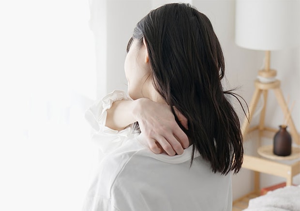 三十代でも四十肩になるの？自分の状態に合った姿勢改善エクササイズがおすすめです