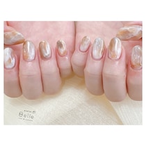 【ニュアンスネイル】ホワイト×ブラウンのミルキーグラデがおすすめ！