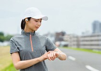運動を活用して疲れとサヨナラ！慢性疲労の解決法についてクリニック院長の澤口先生にお伺いしました。