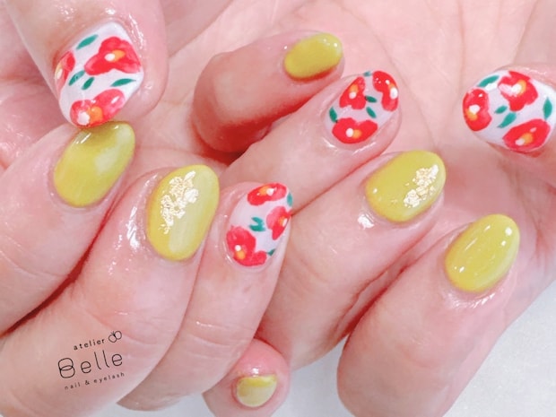 【おすすめ和柄ネイル】イエロー×椿アートで華やかな指先に