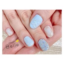 【ふんわり冬ネイル】上品で清潔感ある水色にホワイトカラーで爽やかに