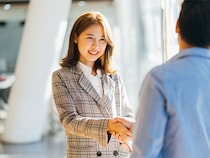 【１２星座占い】新しい環境の人間関係運はどうなる？初対面の人と付き合うコツを占います