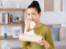 「花粉症じゃない人」も花粉を避けたほうがいい？クリニック院長小倉先生にお伺いしました