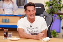 サッカー槙野智章　「肉の部位で…」女優高梨臨との結婚式で招待客をランク分け！？