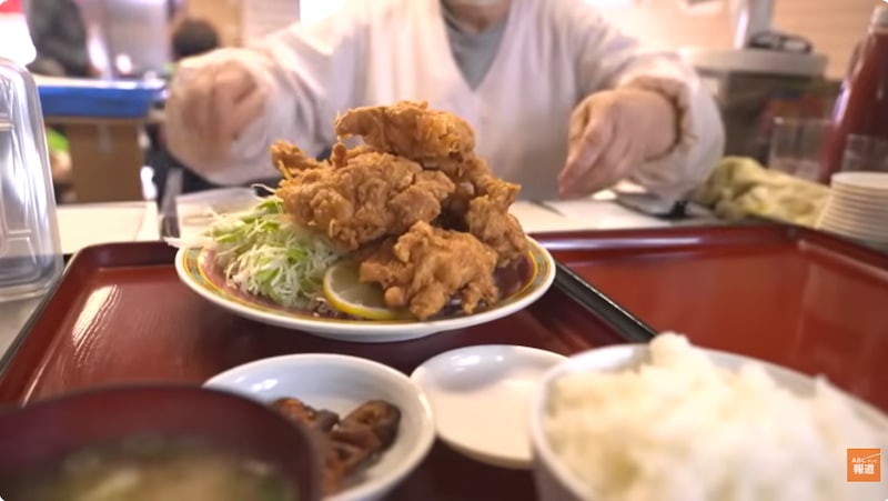 大阪・生野区の愛され町中華　超ド級のボリュームに仰天!? デカ盛り“から揚げ定食”！ 親子三代で切り盛りする厨房に潜入！