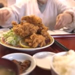 大阪・生野区の愛され町中華　超ド級のボリュームに仰天!? デカ盛り“から揚げ定食”！ 親子三代で切り盛りする厨房に潜入！