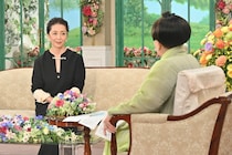 56歳になった今も変わらぬ美しさ　社会現象にもなった大ヒットドラマでは、日本中の女性を敵に回した…！？