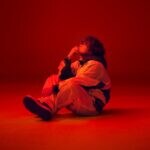 史上最速・最多級の記録を次々と塗り替え、現在までに18曲以上が1億回再生のアーティストが2026夏の高校野球応援ソングを歌う