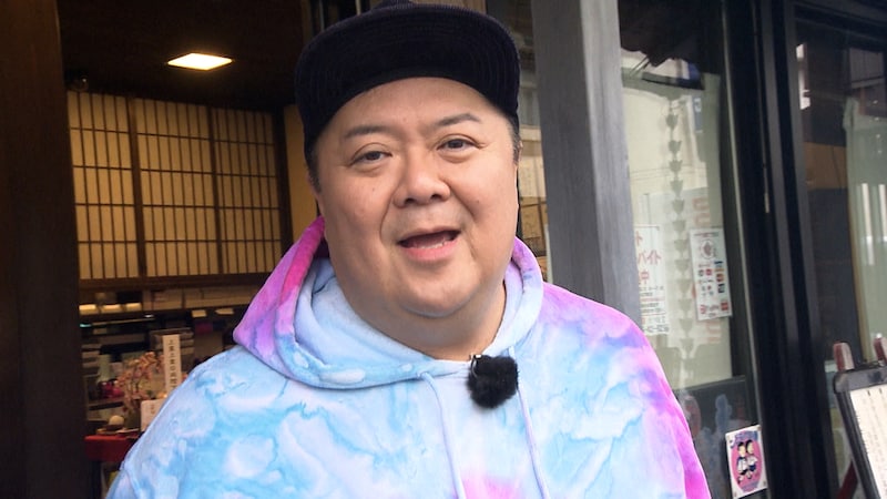 「相席食堂」“ツッコミの天才”として名を馳せるあの芸人が相席旅！ 憧れのキムタクの足跡を追ううちに、ノブの密かな女性関係が明らかに！？