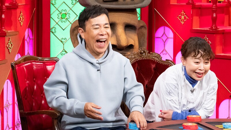 爆笑！岡村隆史　男性楽屋にグラビア写真集を差し入れ「むっつりカップ」開催！？ セクシーすぎる吉本新喜劇座員のランジェリーショットに…