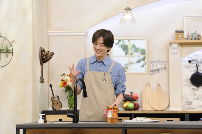 「アイデアですね〜」とDAIGOもうなる！？　1K部屋の“激狭キッチン”を便利に使うプロの工夫を大公開！