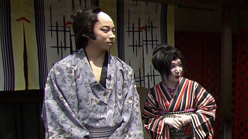 「新婚さんいらっしゃい！」 妻は大衆演劇一座の座員！ 高校時代の“推し”が夫に！？ 結婚を機に芝居経験ゼロの夫も一座に加わって…ダンス！？
