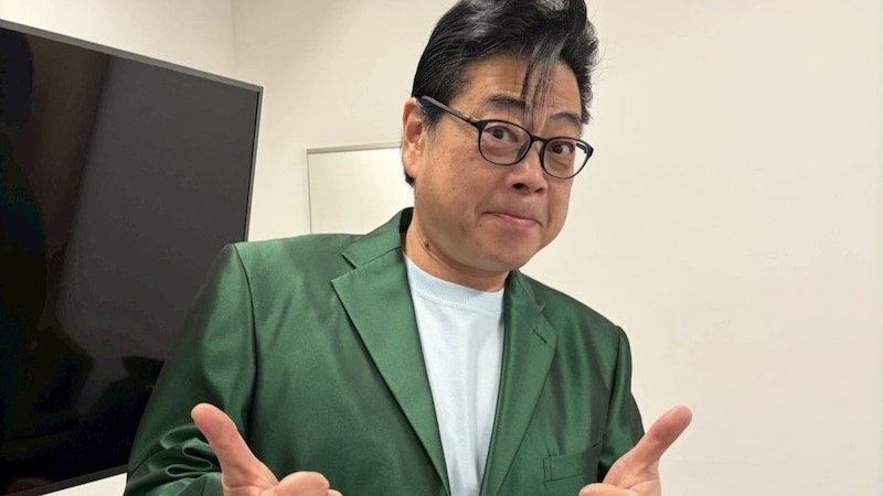 中邨雄二アナ　カナブンジャケット、見参。（ABCテレビ）