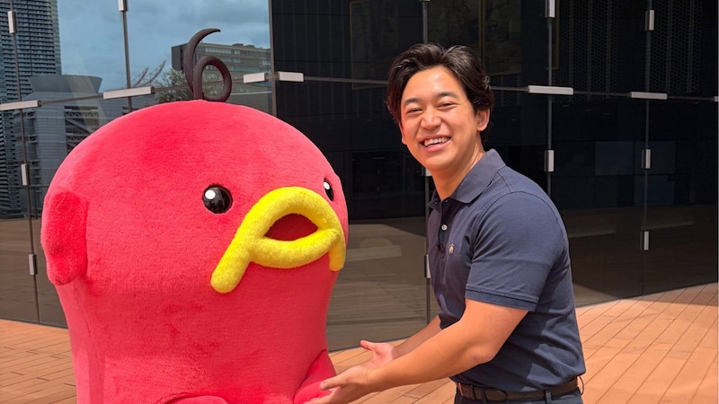 小櫃裕太郎アナ　エビシーとツーショット！（ABCテレビ）