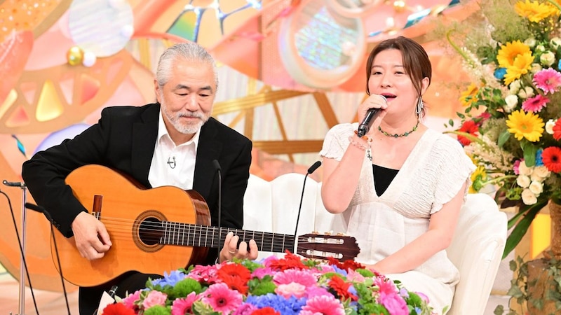 「新婚さんいらっしゃい！」二児のシングルマザーが25歳上の68歳ギター講師と交際2カ月でスピード婚！？