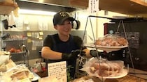 ３人の子供を育てつつ人気喫茶店を営むパワフルシングルマザー　魅惑のケーキ作りと子育ての秘密