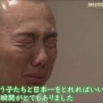 「泣かないでください」神村学園監督の涙で選手の涙腺崩壊…痛む左腕でバットを振り続けた主将の最後の夏