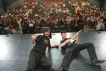 ジョックロック初ラジオイベントレポ　新曲披露からママタルトとのハガキ職人秘話、「蟲毒王」決戦まで