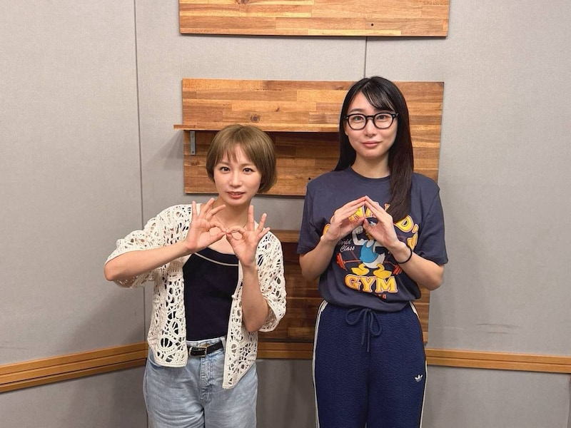 元BiSHモモコグミカンパニー、ハシヤスメ・アツコのラジオ番組をジャック!? 局の垣根を超えたコラボ放送で明かされた「正反対」な2人の現在地