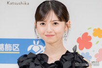 齋藤飛鳥、変形トップスから素肌輝く「異次元の可愛さ」「華奢」と反響続々